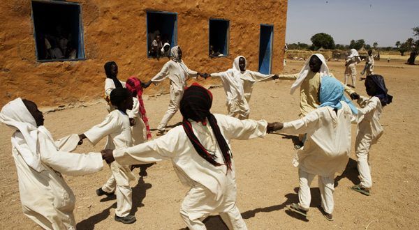 أحلام المستقبل غائبة عن أطفال السودان النازحين