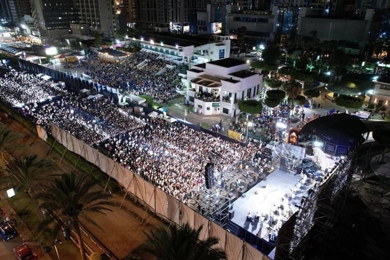 تامر عاشور يتسبب بأزمة في الإسكندرية.. إليكم ما حصل