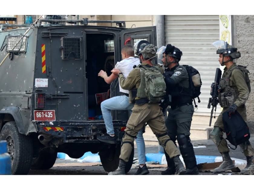 قوات الاحتلال الإسرائيلي تعتقل 15 فلسطينيًا في الضفة الغربية