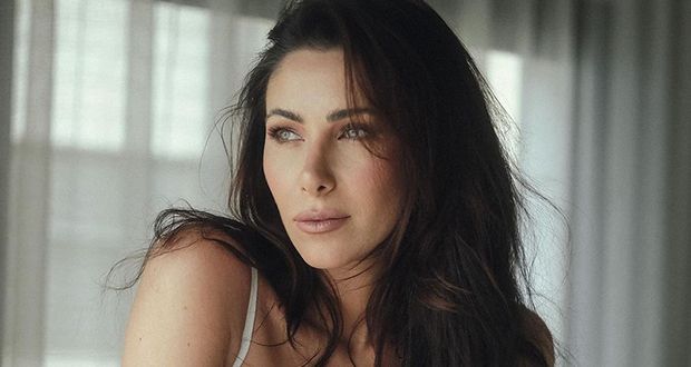 تسريب فيديو لـ دانييلا رحمة بفستان الزفاف