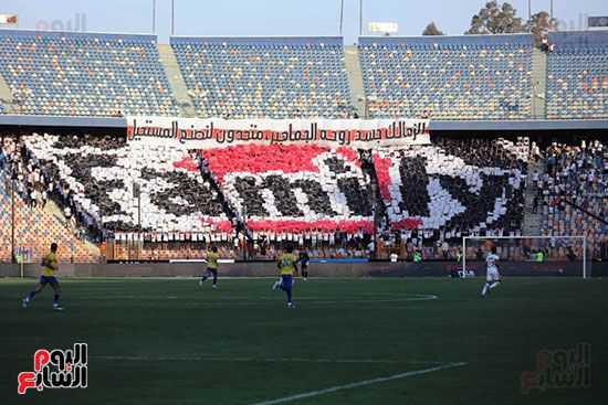 الزمالك والإسماعيلى يتعادلان سلبيا فى الشوط الأول