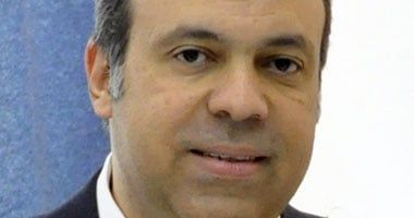 وزير الطيران الجديد للعاملين: نبدأ عهدا جديدا نستكمل فيه البناء والتطوير