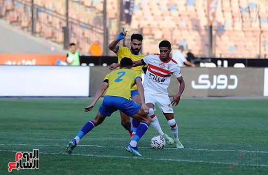 الزمالك والإسماعيلى يتعادلان سلبيا فى الشوط الأول