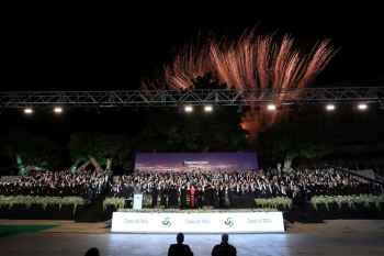 المطران عبدالساتر بحفل تخريج طلاب جامعة الحكمة: لبنان هو وطن لكلِّ اللبنانيين بالتساوي من كلِّ الأحزاب والأديان والمناطق