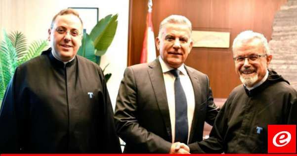 اللواء ابراهيم اطلع على انشطة المعهد الفني الانطوني من الابوين عازار وبو عبود