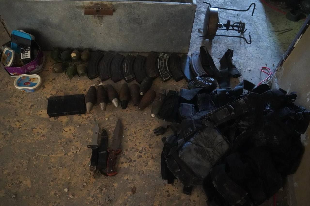 افيخاي يزعم العثور على مستودع أسلحة لحماس داخل مدرسة بالشجاعية