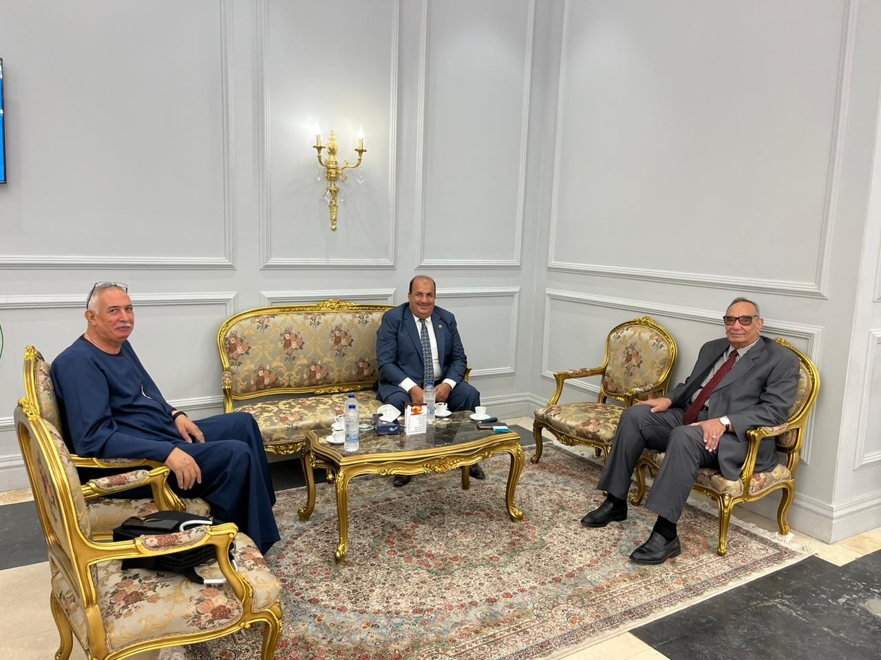 بدء توافد أعضاء مجلس النواب لحضور جلسة عرض برنامج الحكومة الجديدة