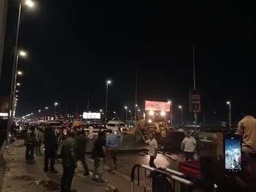 الخليج اليوم .. انتشال جثث من الأقارب.. جديد حادث سقوط سيارة "زفة العروسين" في النيل