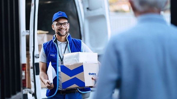 X7 تطلق خدمة "إي أم أكس انترناشونال" لتوصيل الطرود في منطقة الخليج