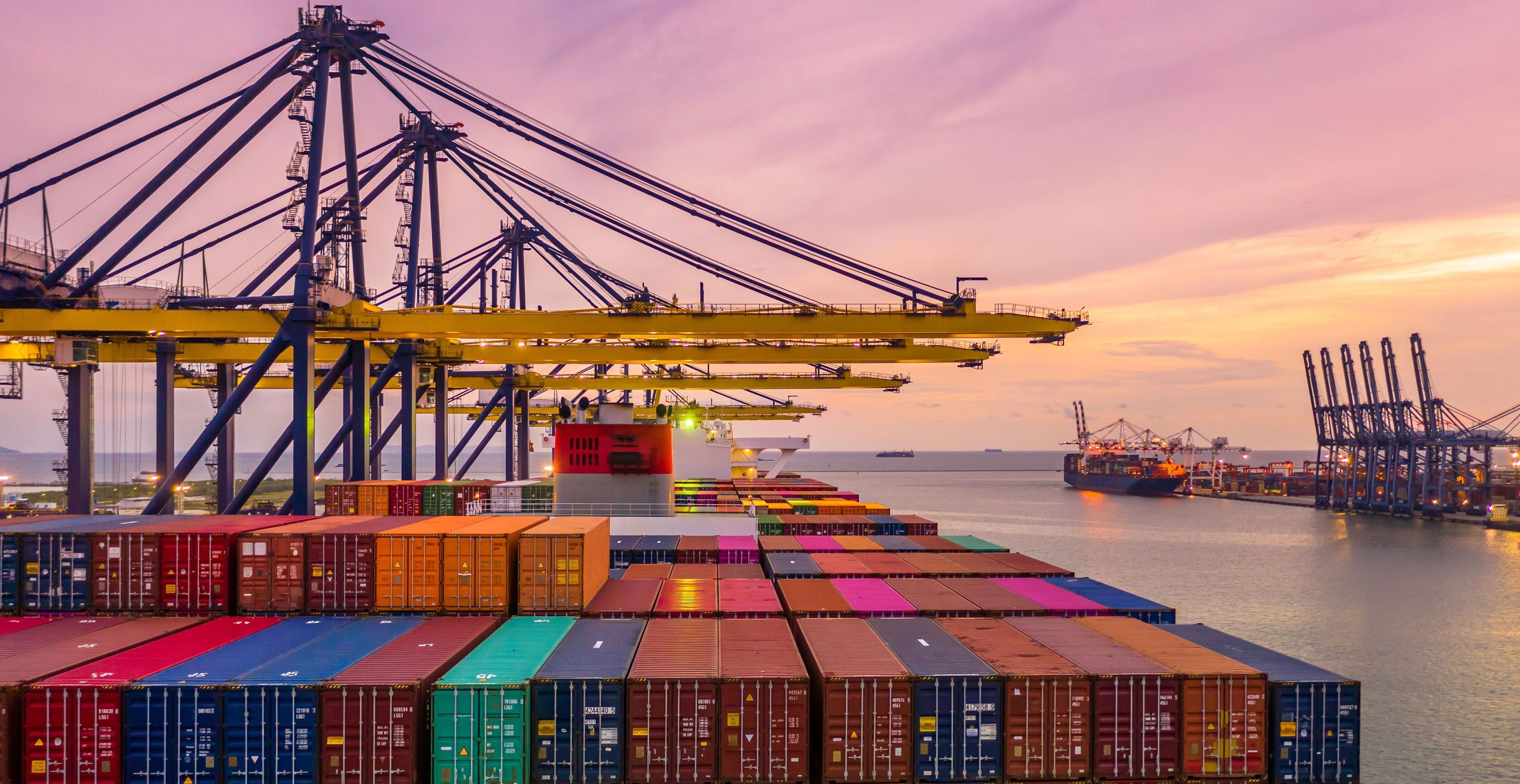 الامارات | جمارك دبي تعلن إطلاق منصة بلوك تشين لتعزيز كفاءة وشفافية العمليات التجارية