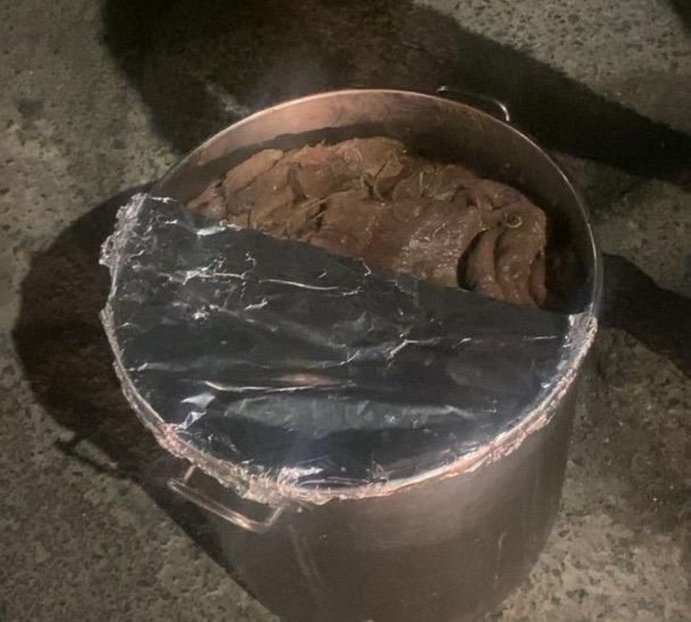 ضبط 300 كيلو من اللحوم الفاسدة خلال نقلها لأحد المطاعم بجدة