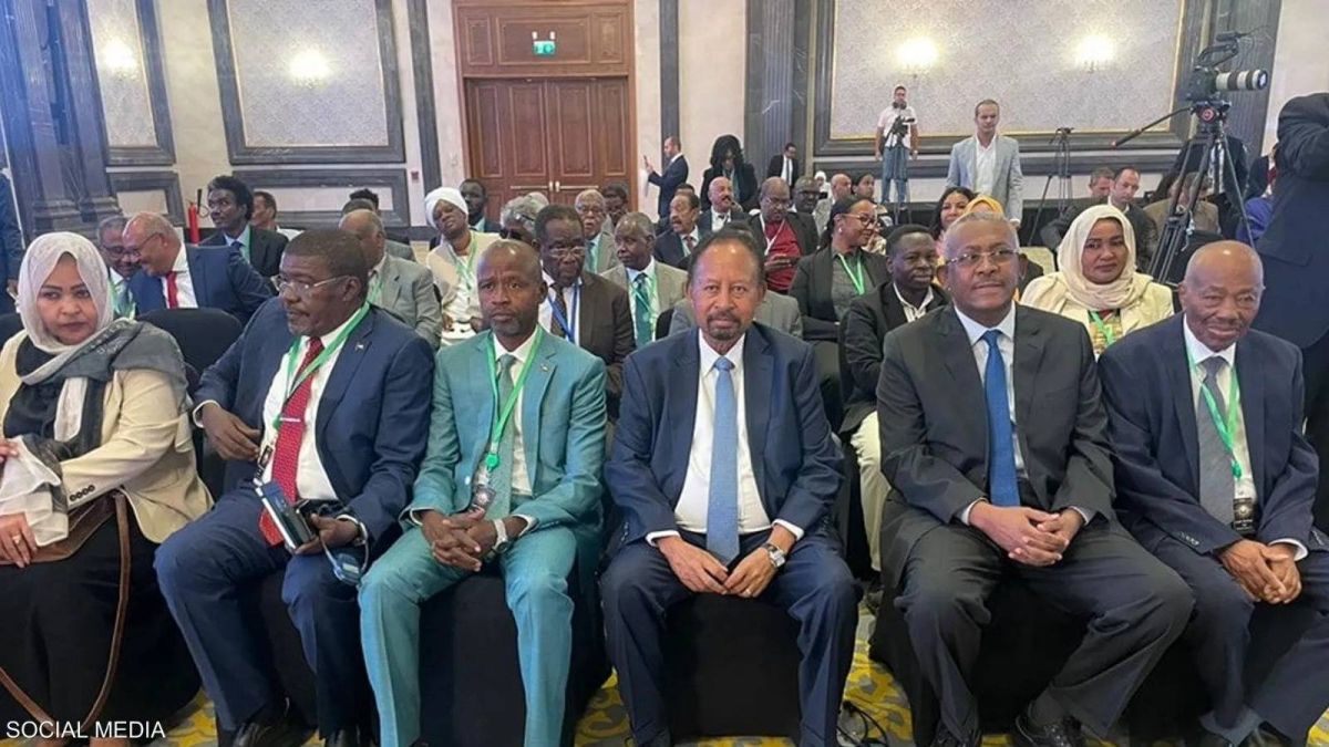 مصر: حدودنا مفتوحة لنقل المساعدات للسودان