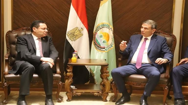 حلول عاجلة وتحسين دخل المزارعين.. تفاصيل استقبال علاء فاروق أعضاء "زراعة النواب"