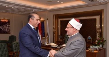 وزير الشئون النيابية والقانونية خلال لقاءه بمفتي الجمهورية: الإعلان عن خطة قريبا للتواصل السياسي