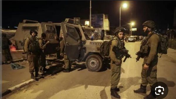 الاحتلال الاسرائيلي يقتحم قرية أم صفا غرب رام الله مساء اليوم