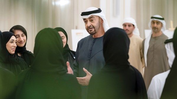 رئيس الدولة: القطاع الخاص رافد مهم للاقتصاد