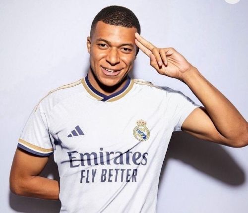 ريال مدريد يعلن رقم قميص كيليان مبابي