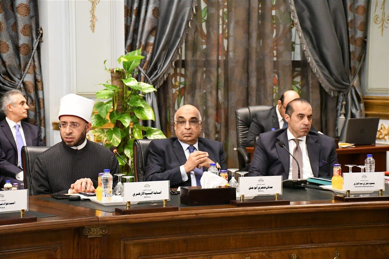 أسامة الأزهرى: برنامج وزارة الأوقاف نابع من توجيهات الرئيس ويرسخ مفاهيم المواطنة والسلام المجتمعي