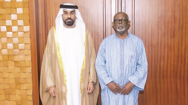 سفير الإمارات يقدم أوراق اعتماده إلى وزير العلاقات الخارجية بالكاميرون