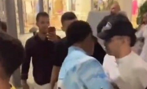 الامارات | بماذا علَّق محمد رمضان بعد حادثة صفعه لمعجب في الساحل الشمالي ؟