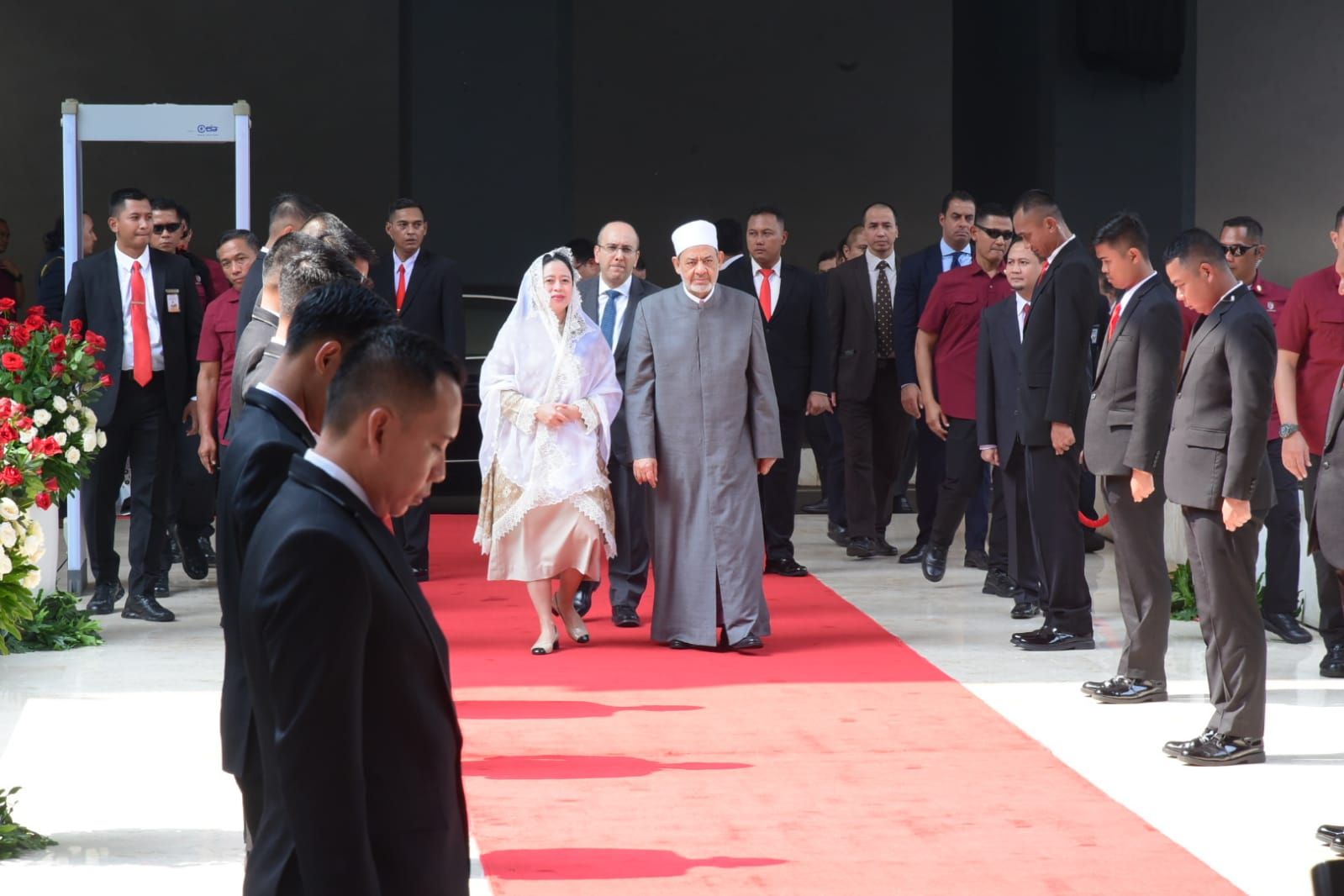 شيخ الأزهر: تهميش المرأة سببه خلط التقاليد المجتمعية بالأحكام الشرعية