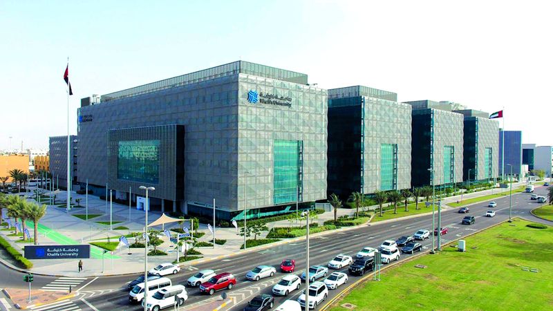 الامارات | باحثون في جامعة خليفة يحوّلون «الكربون المحتجز» إلى وقود