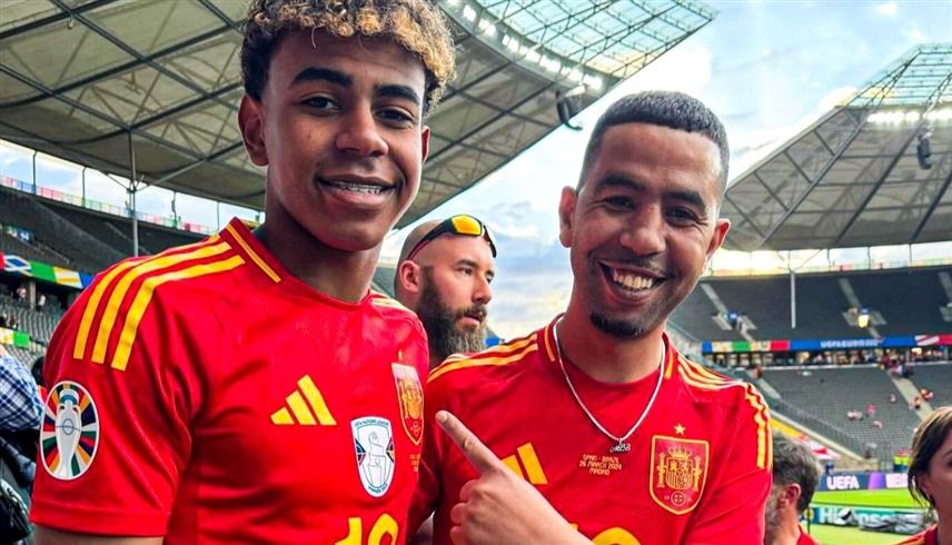 الامارات | تصريح غريب من والد لامين يامال.. توقع أن يصبح نجماً منذ لحظة ولادته