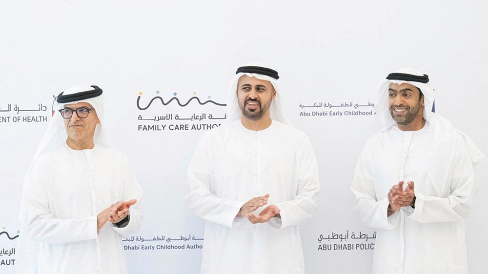 ذياب بن محمد بن زايد: تنشئة أجيال واعية للمساهمة في تقدم المجتمع