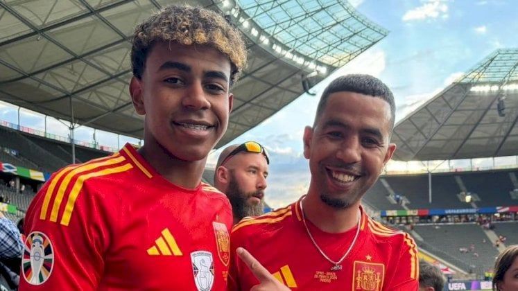 والد لامين يامال: ابني تميمة حظ ميسي