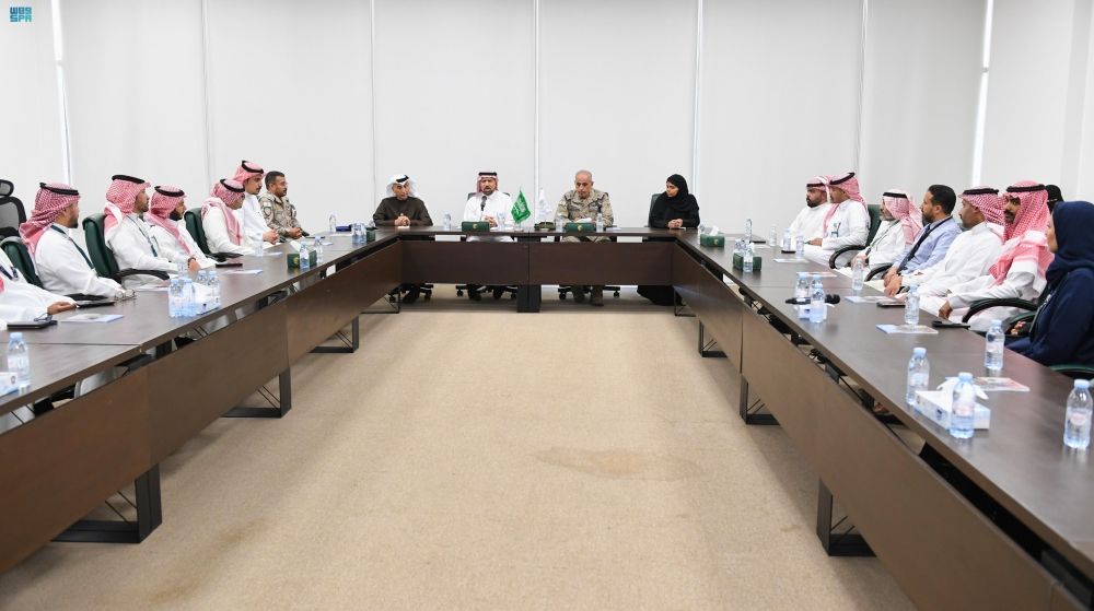 وفد الإخلاء الطبي بـ"الدفاع" يطلع على برامج مركز الملك سلمان