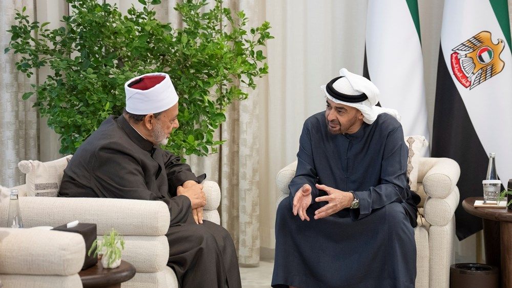 رئيس الدولة يستقبل شيخ الأزهر