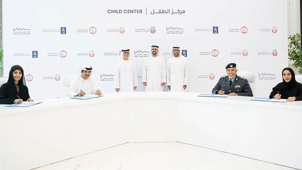 ذياب بن محمد بن زايد: تنشئة أجيال واعية للمساهمة في تقدم المجتمع