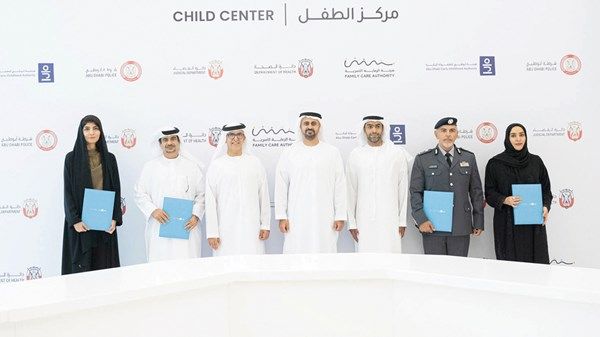 ذياب بن محمد بن زايد: تنشئة أجيال واعية للمساهمة في تقدم المجتمع