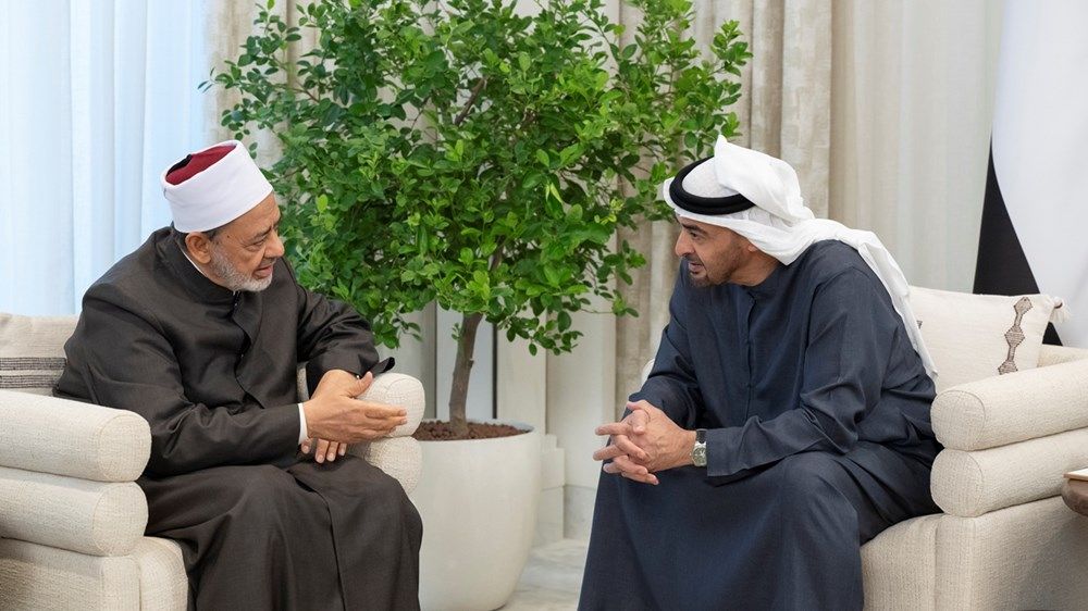 رئيس الدولة يستقبل شيخ الأزهر