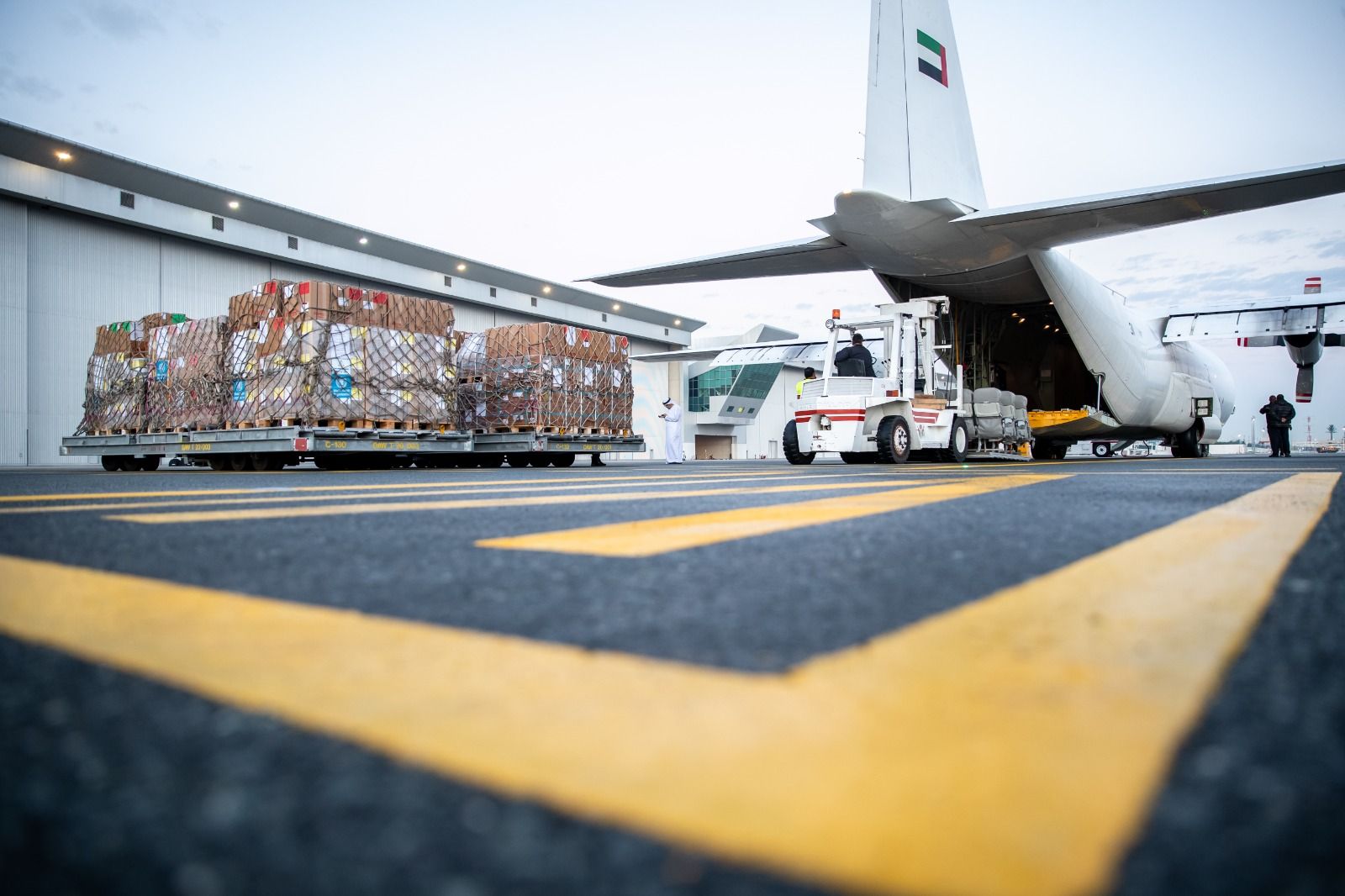 الخليج اليوم .. غزة واليمن والسودان تتصدر قائمة المستفيدين من مساعدات «دبي الإنسانية» خلال 2024