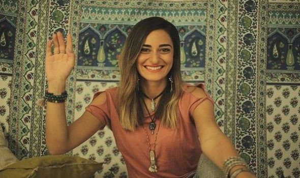 أمينة خليل تُعرب عن حمسها لتجربة فيلم " إكس مراتي