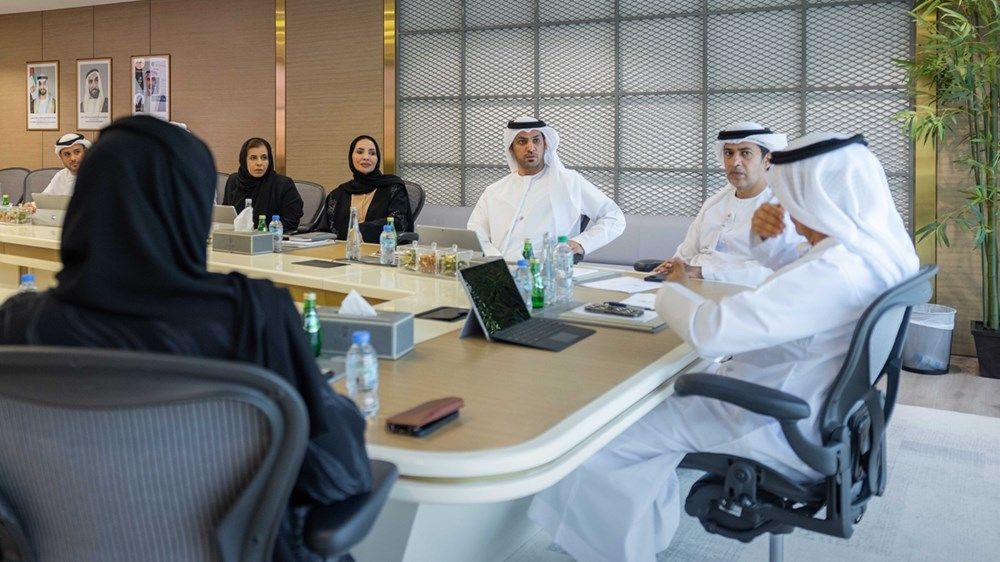 تنمية المجتمع أبوظبي تستعرض خطة تطبيق مبادرات برنامج دعم نمو الأسرة الإماراتية