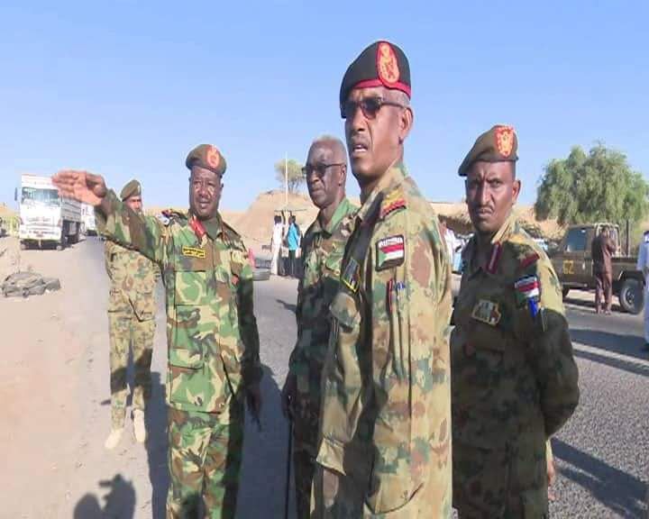 والي كسلا يؤكد على مواقف مواطني خشم القربة في دعم الجيش