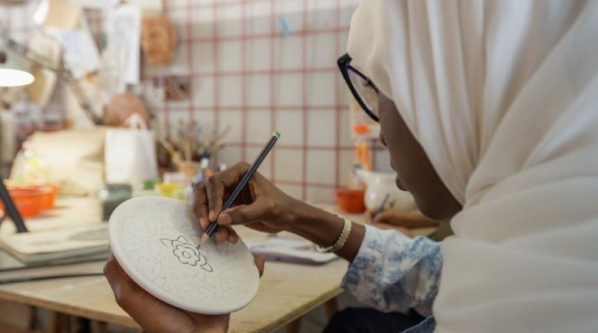 هيئة التراث لـ "اليوم" : 80 ساعة تدريبية تؤهل حرفيي الفخار للتنافس عالميًا