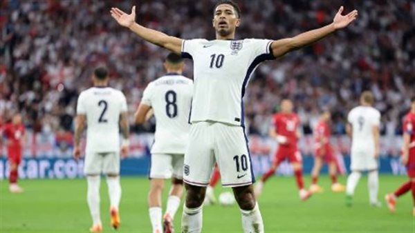 الثنائية التاريخية.. حلم 4 لاعبين قبل نهائي يورو 2024