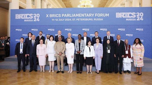 الإمارات تؤكد أهمية القدرات التشريعية في «الاستجابة للأزمات»