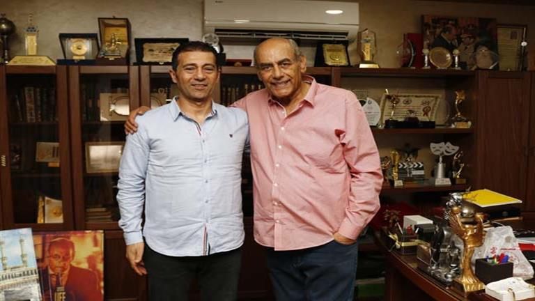 أول كتاب عن مسيرة الفنان أحمد بدير يكتبه الناقد جمال عبدالناصر