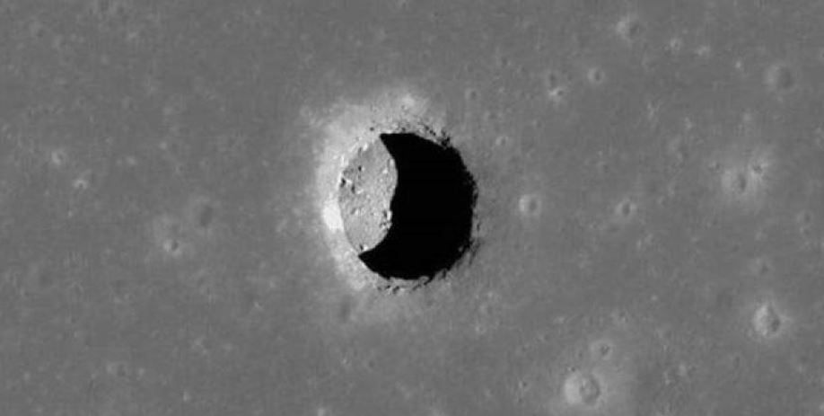 تكنولوجيا: اكتشاف كهف على سطح القمر قد يكون موطنًا للبشر