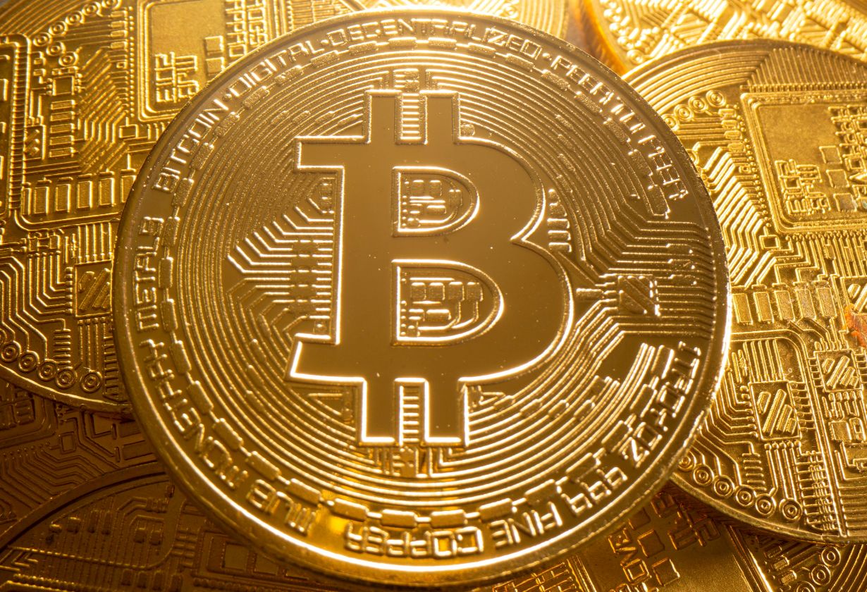 انتعاش سوق العملات الرقمية المشفرة مع توقف صعود البيتكوين وتراجعه بعد حركة عملات Mt.Gox