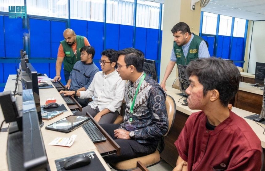 في 100 دولة.. تفاصيل جهود مركز الملك سلمان في رعاية الشباب حول العالم