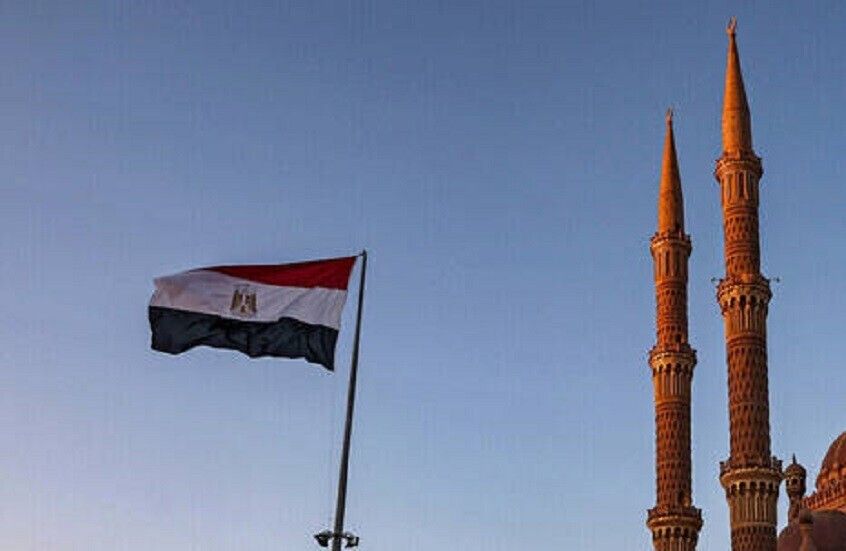 الخليج اليوم .. إحالة أوراق المتهم بقتل 3 مصريين في قطر للمفتي