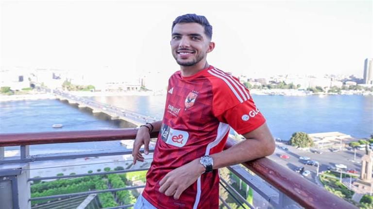 الأهلي يعلن عن أولى صفقاته الصيفية رسمياً (فيديو)