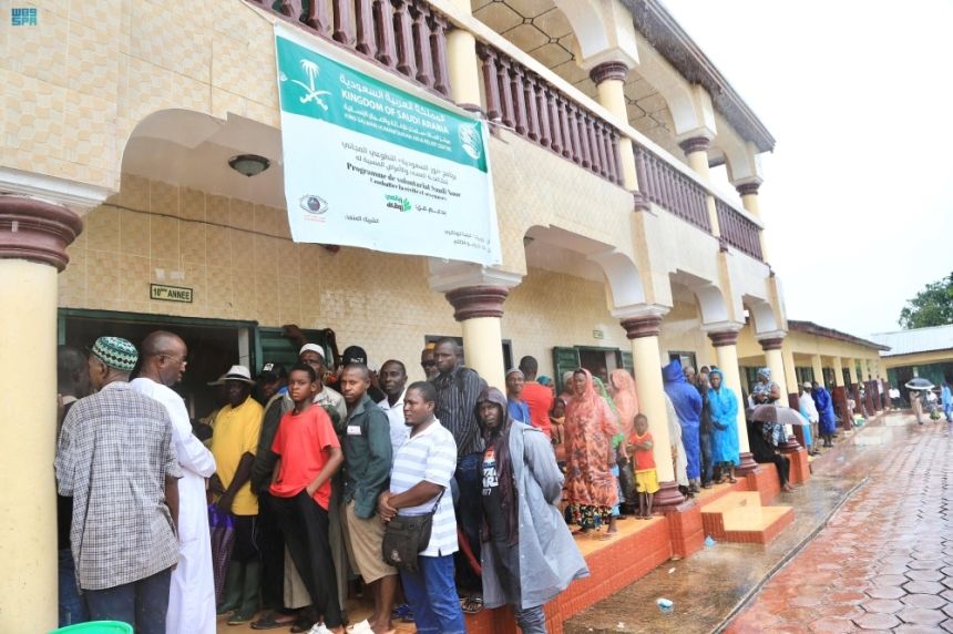 تدشين مشروع نور السعودية التطوعي لمكافحة العمى في غينيا