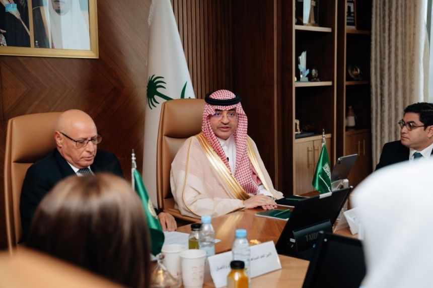 السعودية ترأس اجتماع الفريق العربي التفاوضي مع شركات الإعلام الدولية