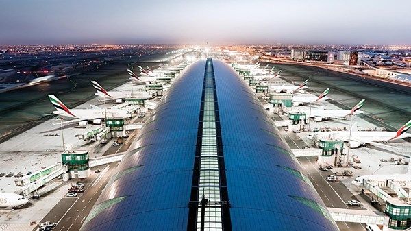 مطارات دبي : مطار دبي الدولي يعمل بشكل طبيعي